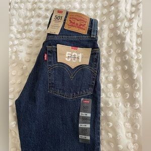 NWT Levi’s 501 Original Cropped Jeans